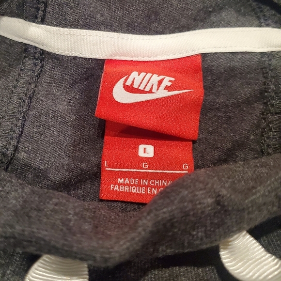 Nike Women's Lightweight Gray Sweatshirt Large - Picture 4 of 5